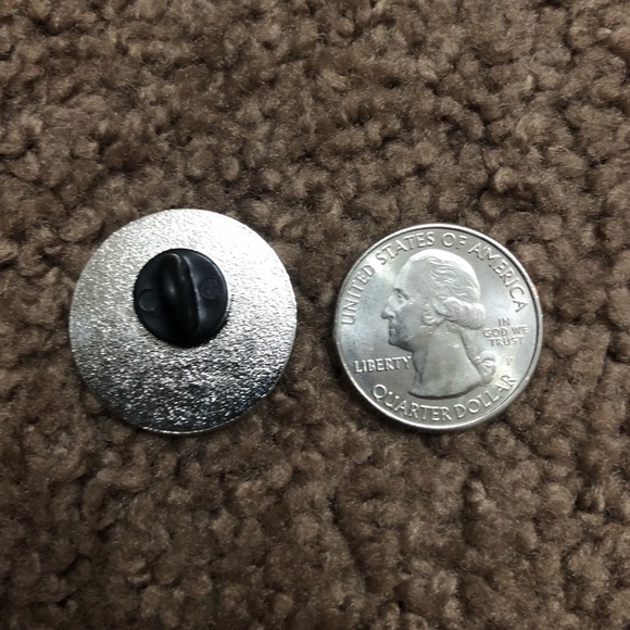 Grateful Dead Stealie pin - Picture 3 of 3